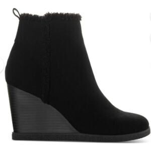 Sun + Stone Camillia Black Faux Suede Ankle Wedge Boots size 6.5 New in box